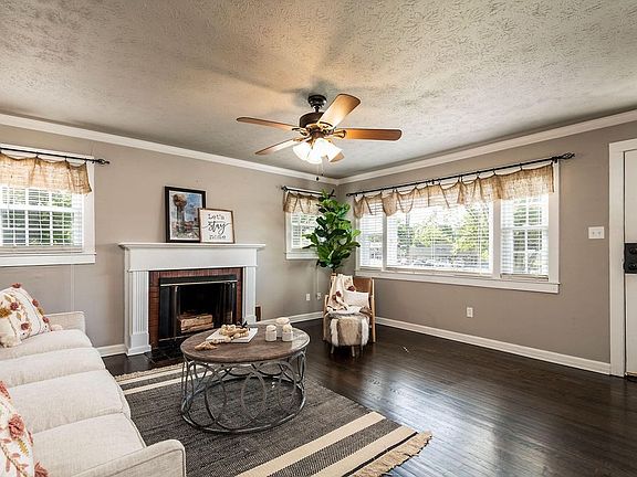 770d92e08eab7857cbcb30a0904eab69l-m2382165940xd-w1020_h770_q80_07232021