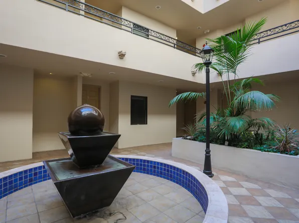 4500 Ledge, 10355 Riverside Dr APT 201, North Hollywood, CA 91602