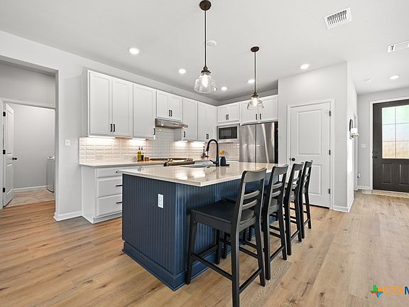 3rd image of 166 Twistleaf Dr