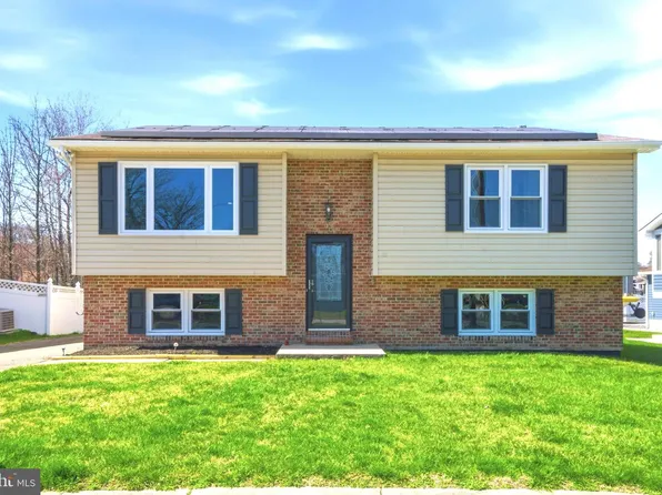 302 West Rd, Baltimore, MD 21221