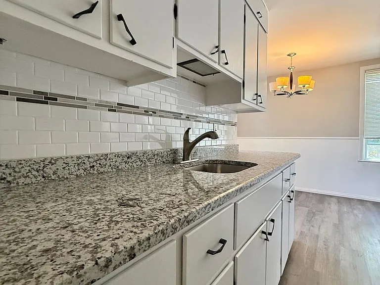 4711 Behrwald Ave #UP — Photo 4