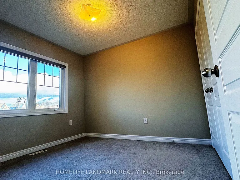29 Gower Dr — Photo 11