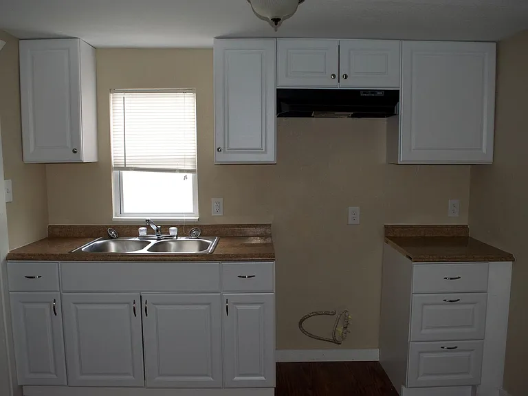 521 S Polaris St — Photo 9
