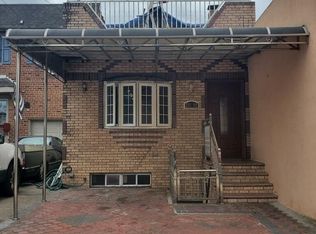 23724 92nd Rd, Bellerose, NY 11426