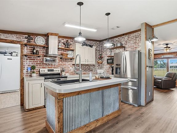 5th image of 3416 Porter Rd