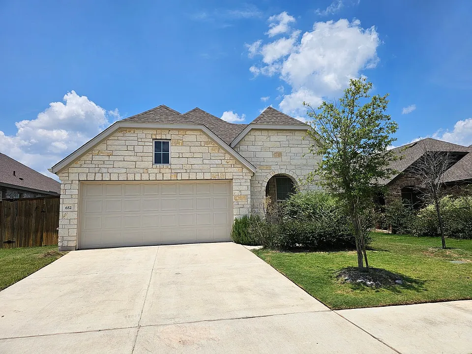 652 Pheasant Hill Ln