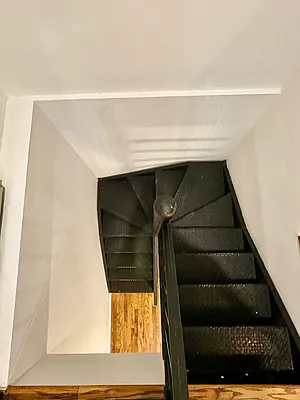 Rented by Avenues Real Estate | media 28