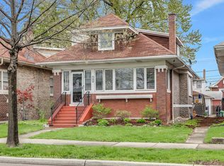 742 S Ridgeland Ave, Oak Park, IL 60304