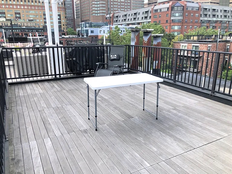 25 Holyoke St #5 — Photo 17