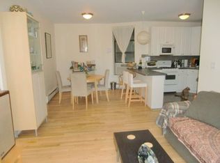 201 W 101st St APT 2C, New York, NY 10025
