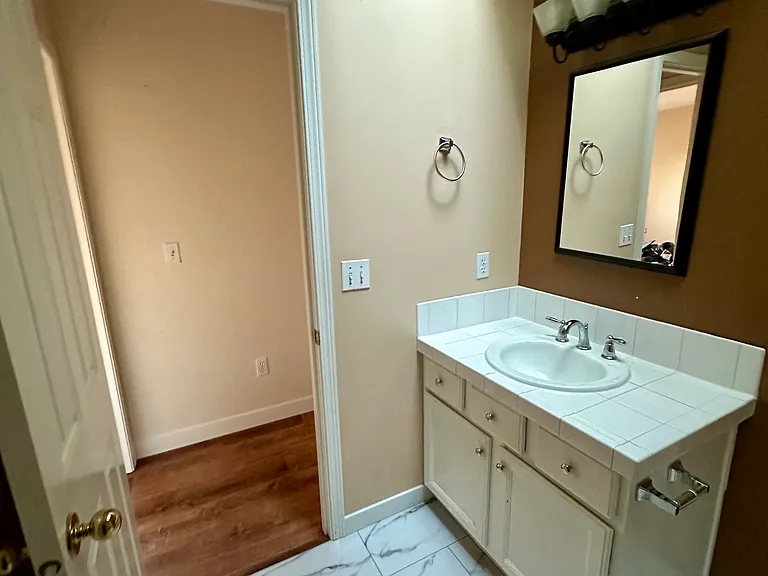 Full Guest Bath