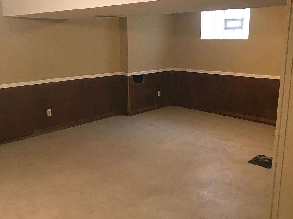 Finished basement 