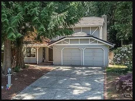 Please email the property manager for scheduling a tour.