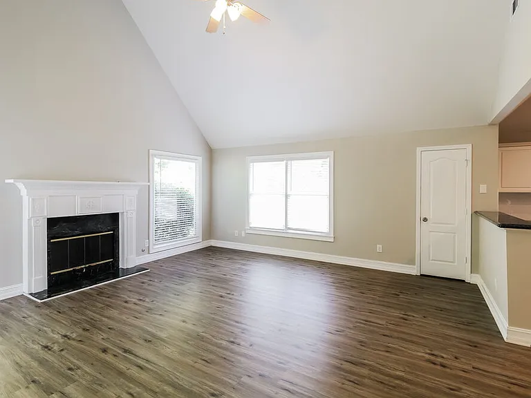 655 Timber Ives Dr — Photo 5