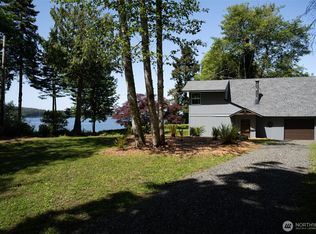 29711 Gamble Place NE, Kingston, WA 98346