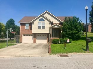 201 Floyd Dr, Mount Sterling, KY 40353