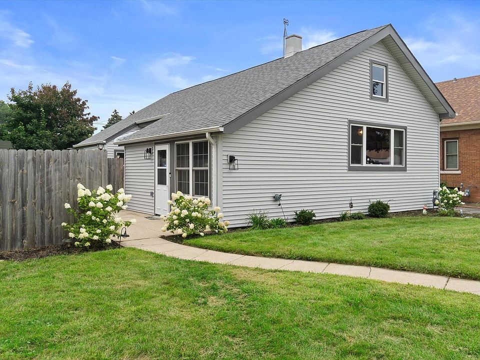 1st image of 1618 Richard AVENUE