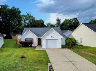 813 Nighthawk Pl, Fayetteville, NC 28314
