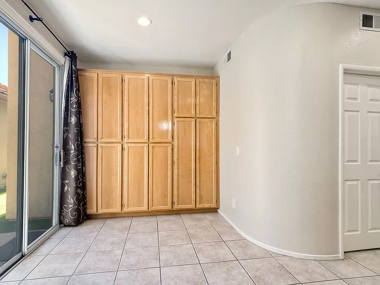 504 Peach Way #1 — Photo 14