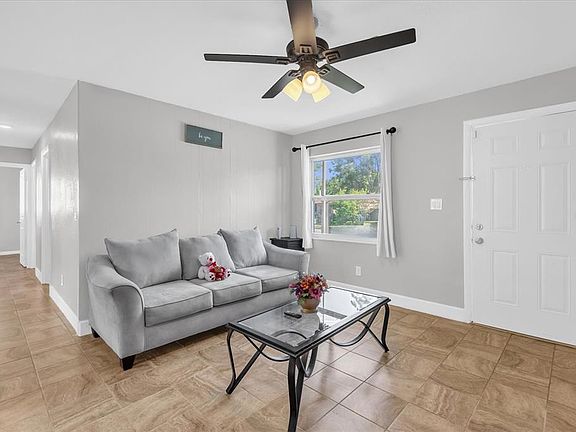 3rd image of 5390 BOTANY COURT