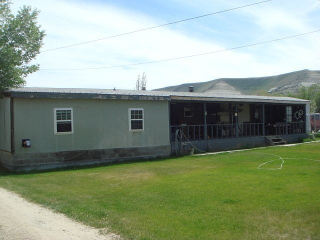 1st image of 499 Fairview Ln