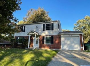 1308 N Riley Rd, Muncie, IN 47304