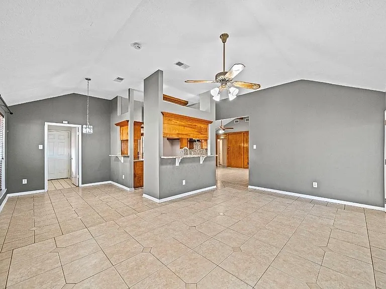 22018 Silver Lode Dr — Photo 13