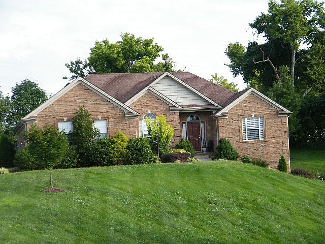 1st image of 623 Apricot Dr