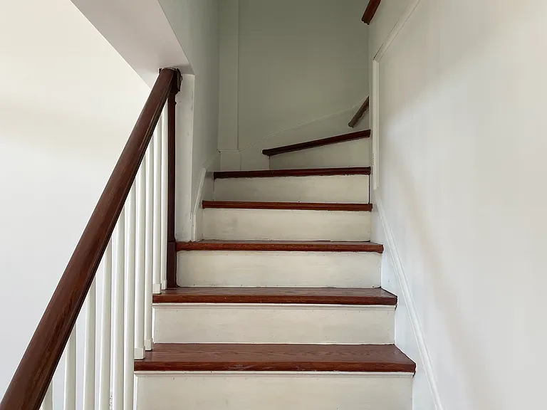 60 Cortland St — Photo 16