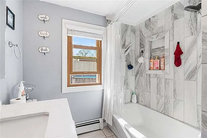 102 Cochran St — Photo 4