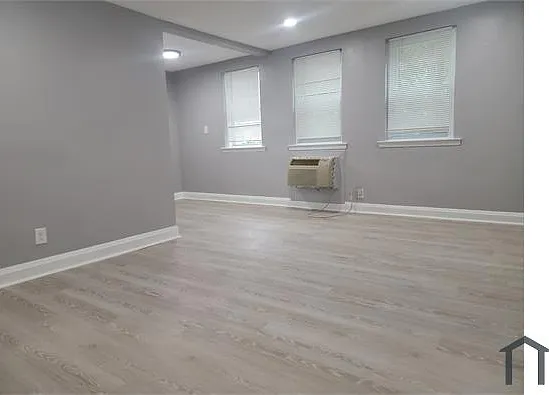 3911 Dolfield Ave #F — Photo 6