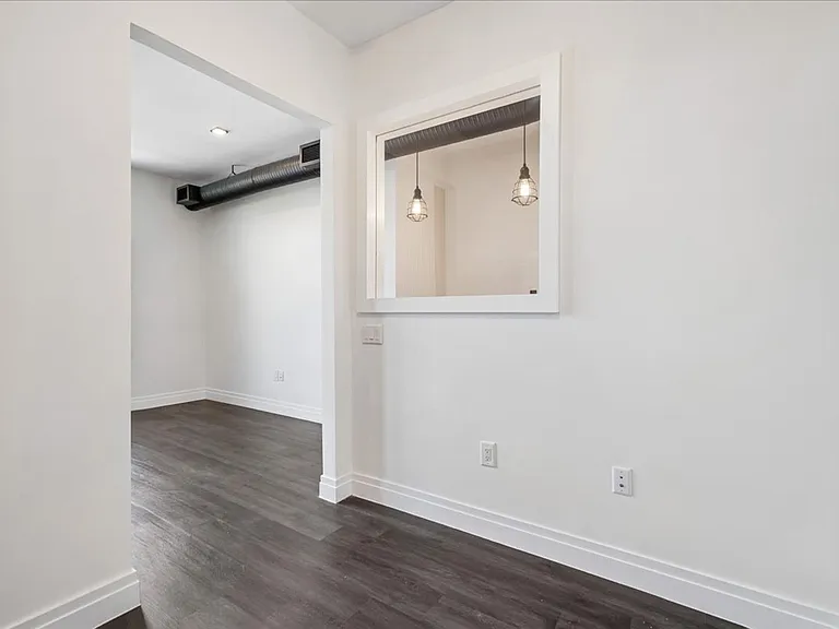 3225 Georgia Ave NW — Photo 10