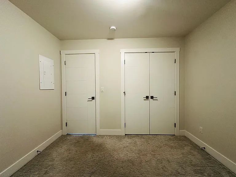 4473 Oxford St #BASEMENT — Photo 13