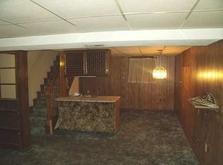 3124 SW Meadow Ln, Topeka, KS 66614