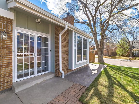 3rd image of 2490 W Kettle Avenue