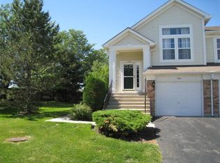 1178 Westminster Ln, Elk Grove Village, IL 60007