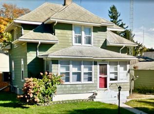 408 N Madison St, Wellsburg, IA 50680