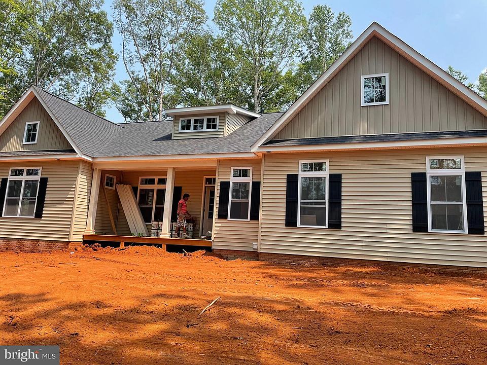 2nd image of 9527 Hollow Oak Ct