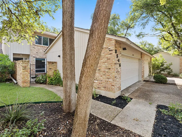 8346 Summerwood Dr — Photo 7
