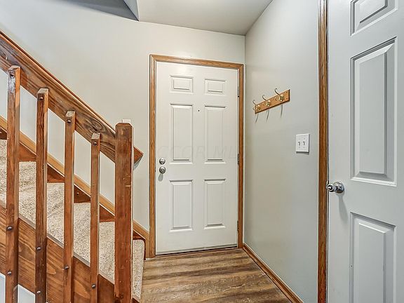 5th image of 1712 Ridgebury Dr #142E