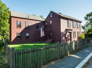 3 Elm St, Marblehead, MA 01945