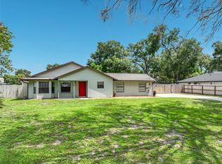 25121 Algonquin Ave, Mount Plymouth, FL 32776