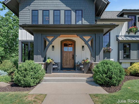 4th image of 8279 Revado Hills Ct