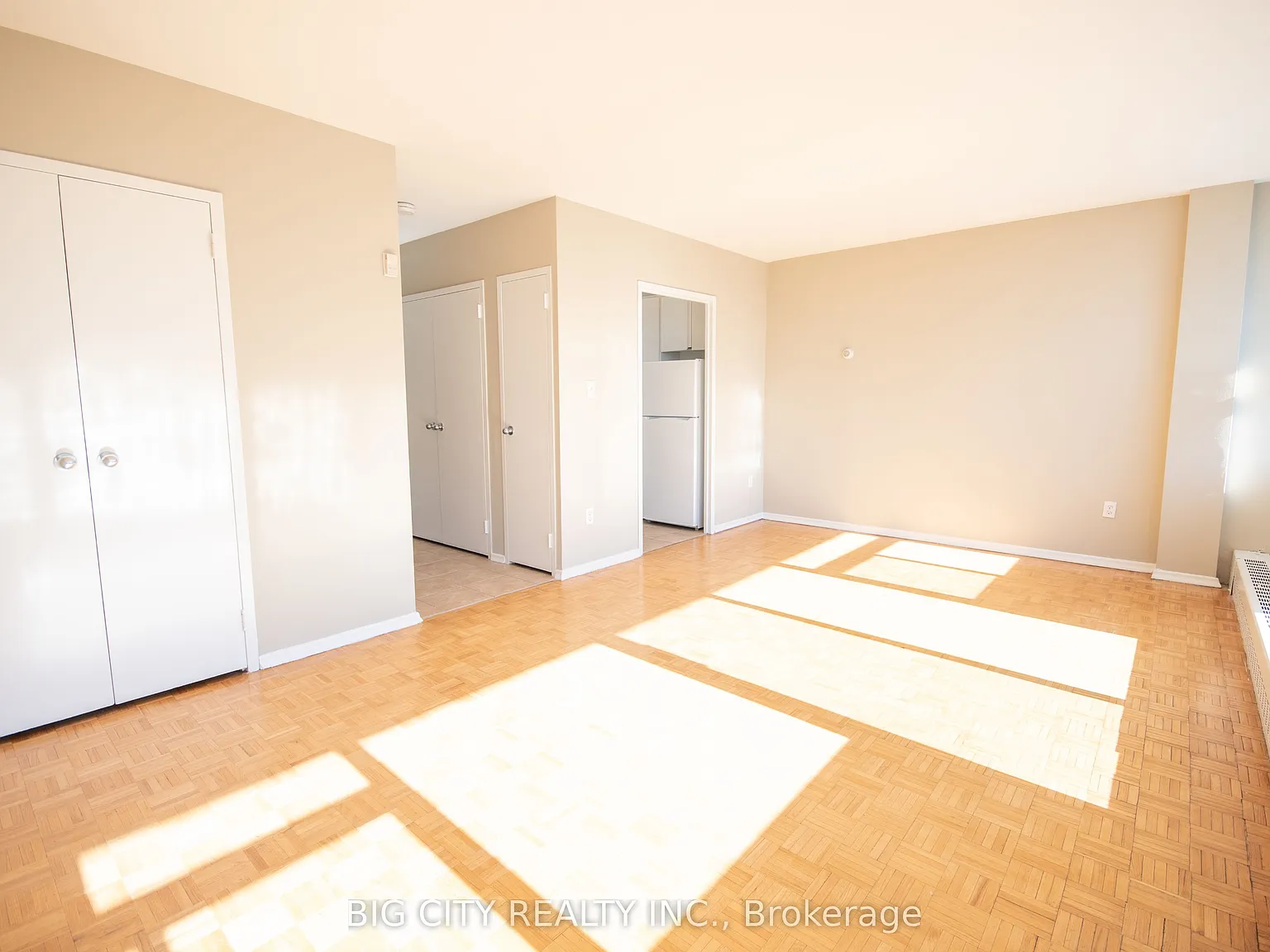 Studio, $1,700 — Photo 2