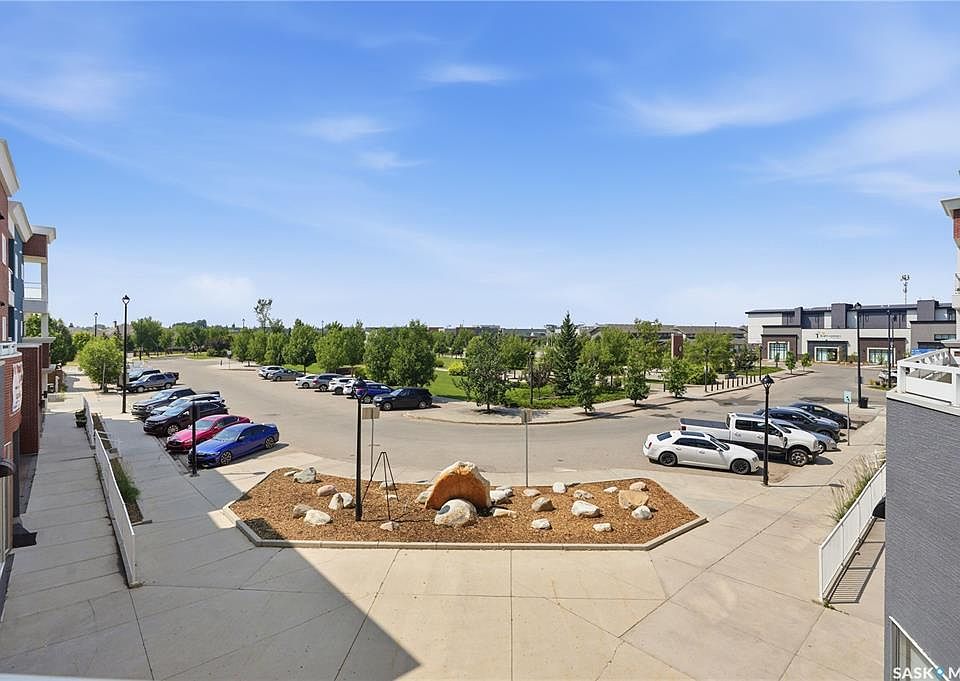 1st image of UNIT 213-412 Willowgrove SQUARE