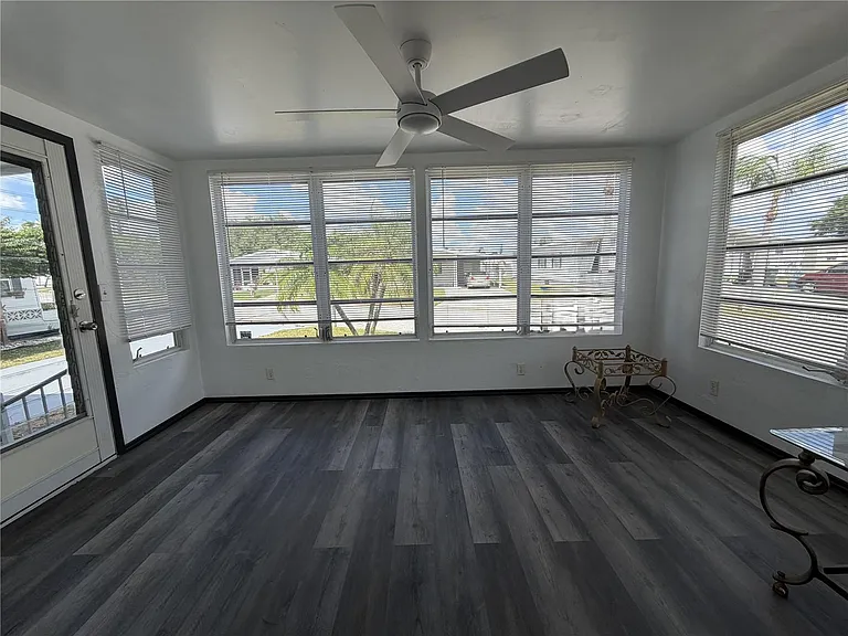 5221 Beechmont Ave — Photo 13