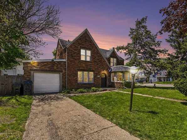 1237 Blaine Ave, South Bend, IN 46616