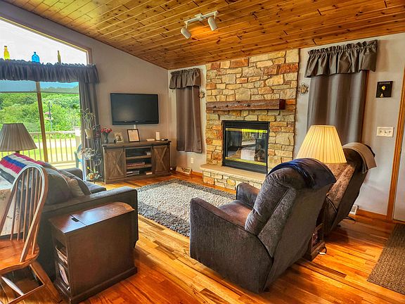 6th image of this home