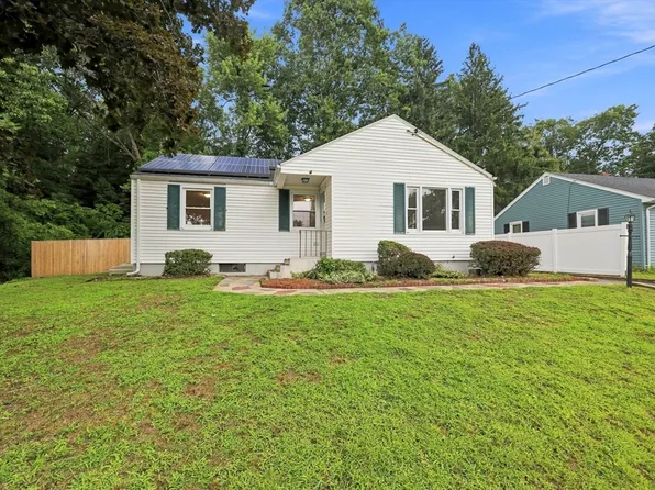 46 Kay St, Springfield, MA 01109