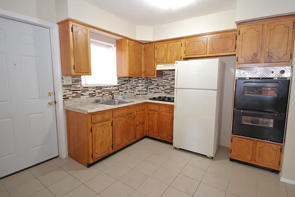 Sold by Bergen Basin Real Estate | media 17